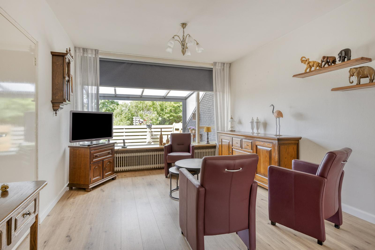 Tussenwoning te koop: Forsythialaan 54, Winterswijk