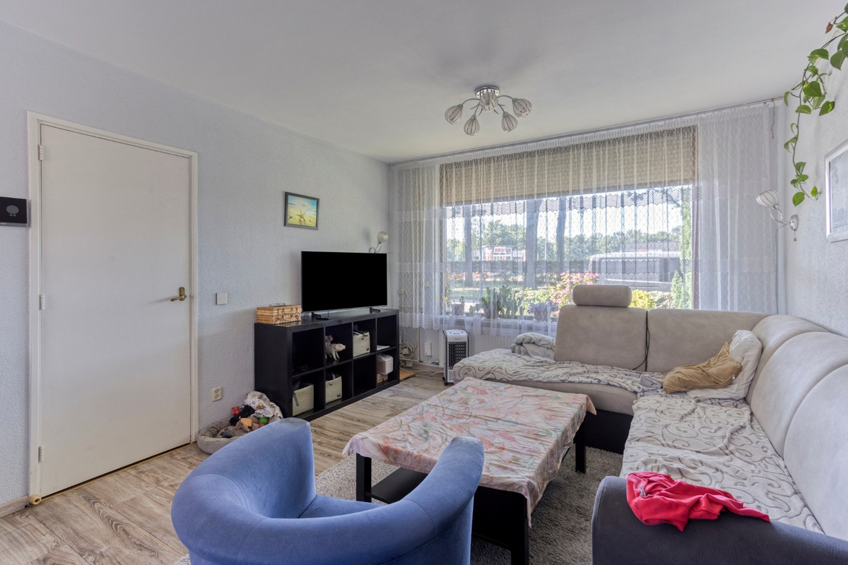 Tussenwoning te koop: De Coubertinlaan 51, Waalwijk
