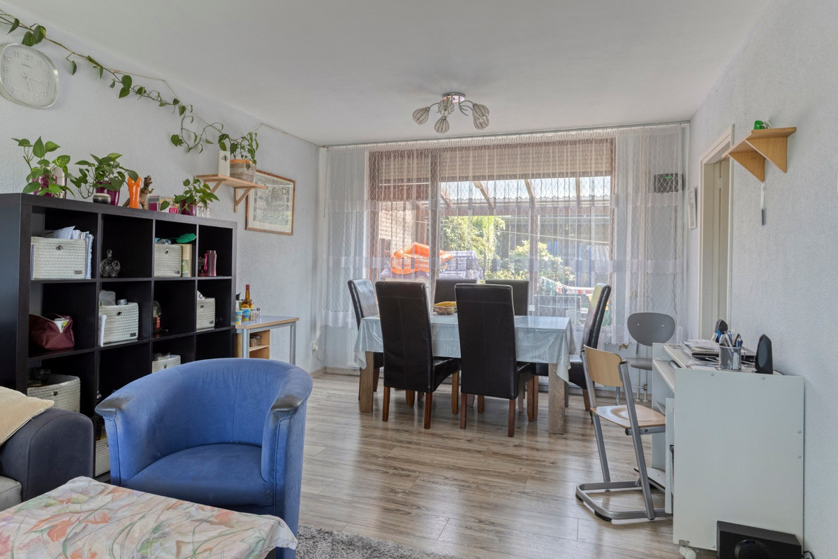 Tussenwoning te koop: De Coubertinlaan 51, Waalwijk