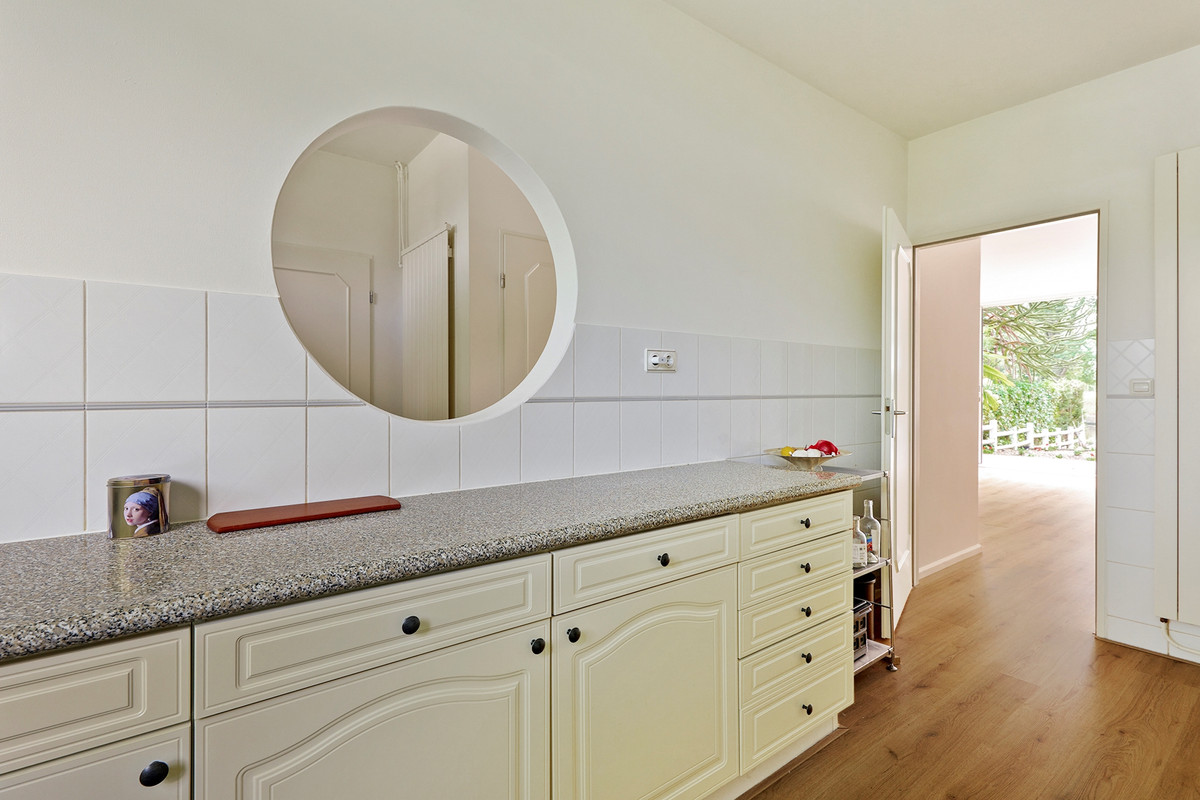 Tussenwoning te koop: Funke Küpperstraat 67, Amsterdam