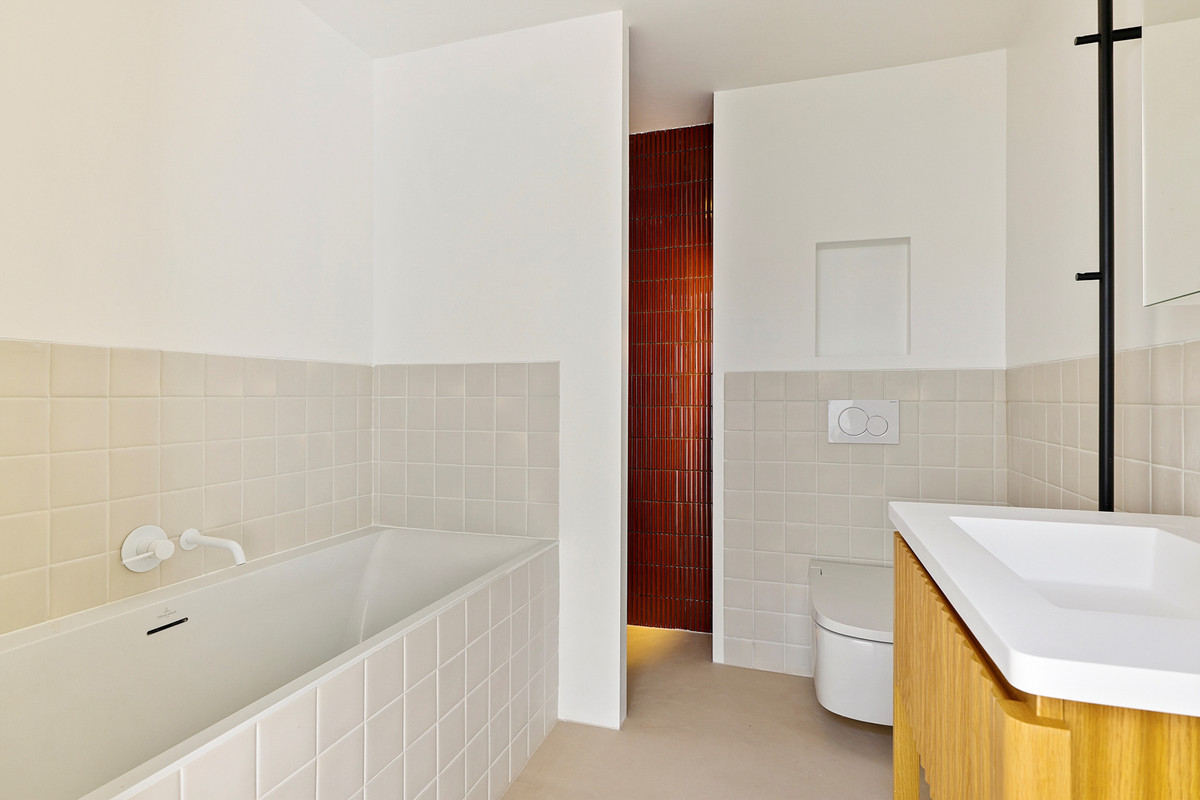 Tussenwoning te koop: Funke Küpperstraat 67, Amsterdam