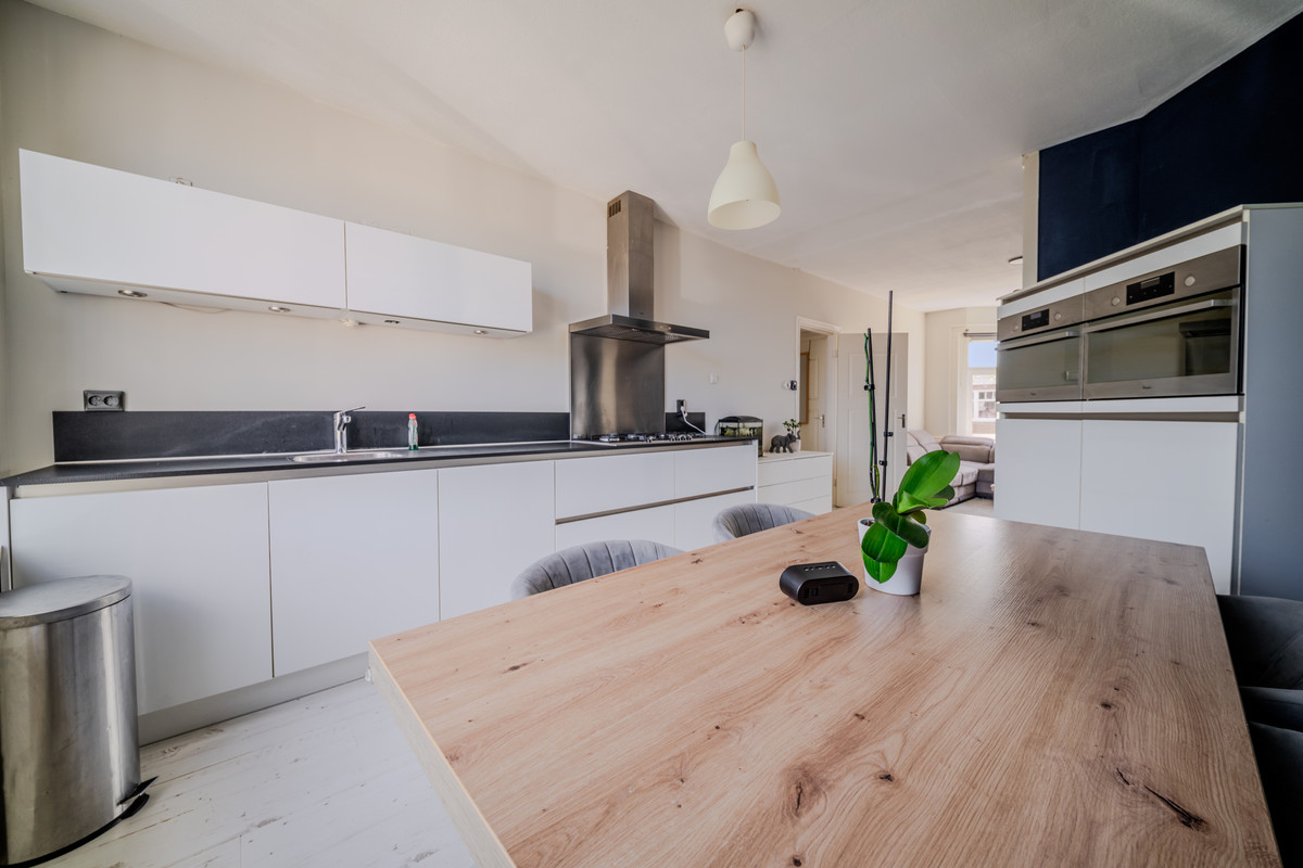 Appartement te koop: Jan Van Der Heijdenstraat 17, 'S-Gravenhage
