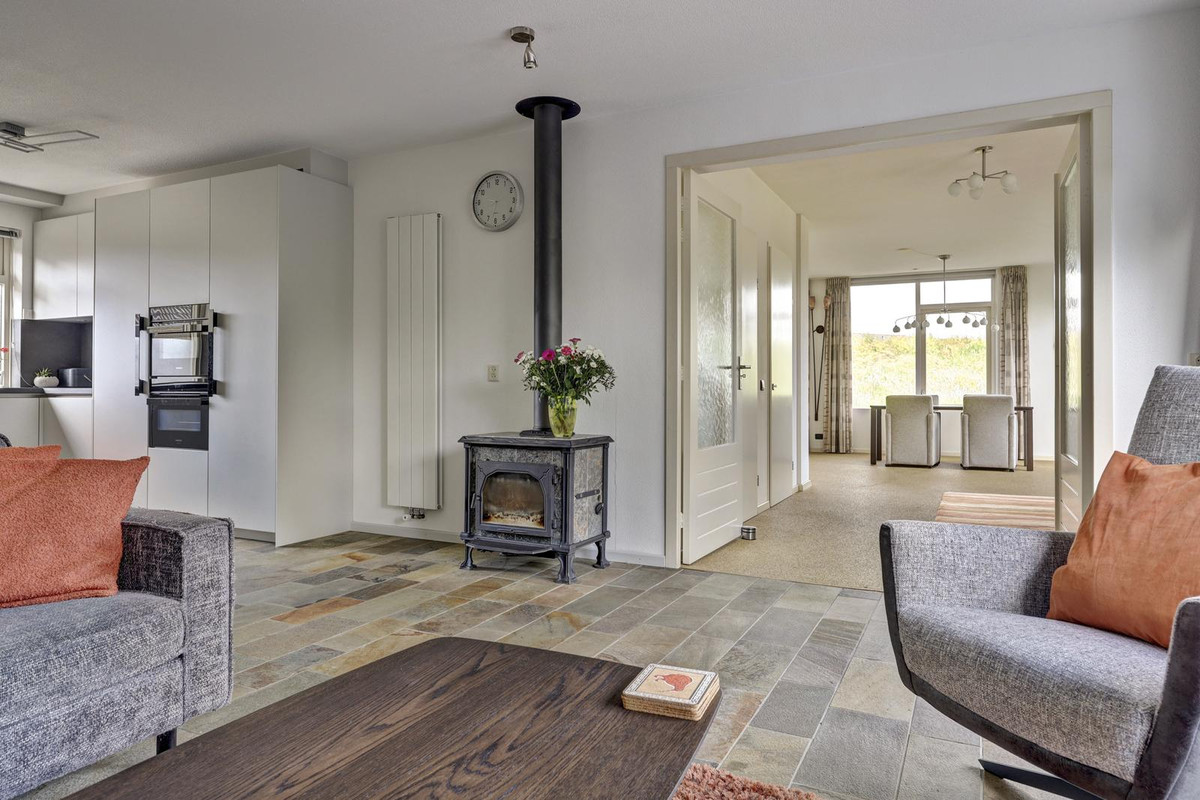 Hoekwoning te koop: Wilhelmina Hofman-Pootstraat 56, Spijkenisse