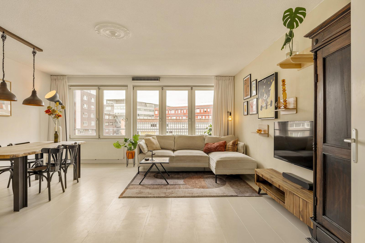 Appartement te koop: Bos en Lommerplein 82, Amsterdam