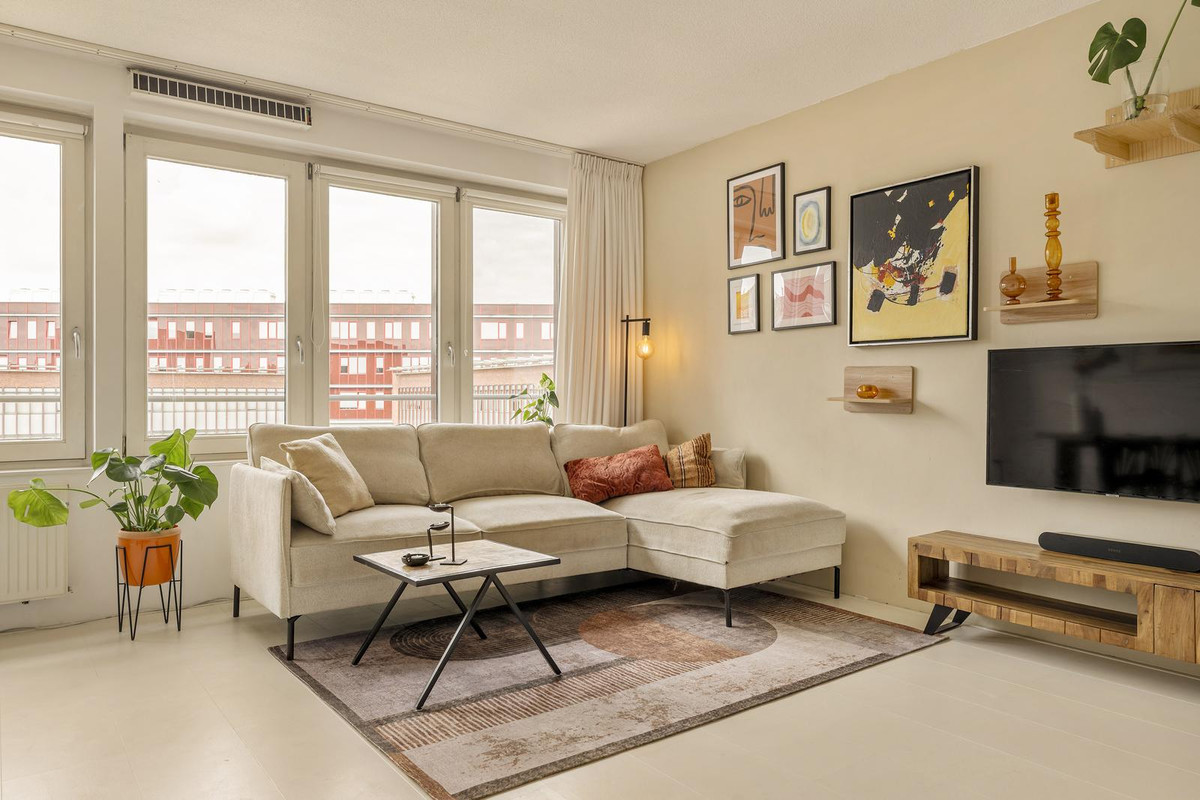 Appartement te koop: Bos en Lommerplein 82, Amsterdam