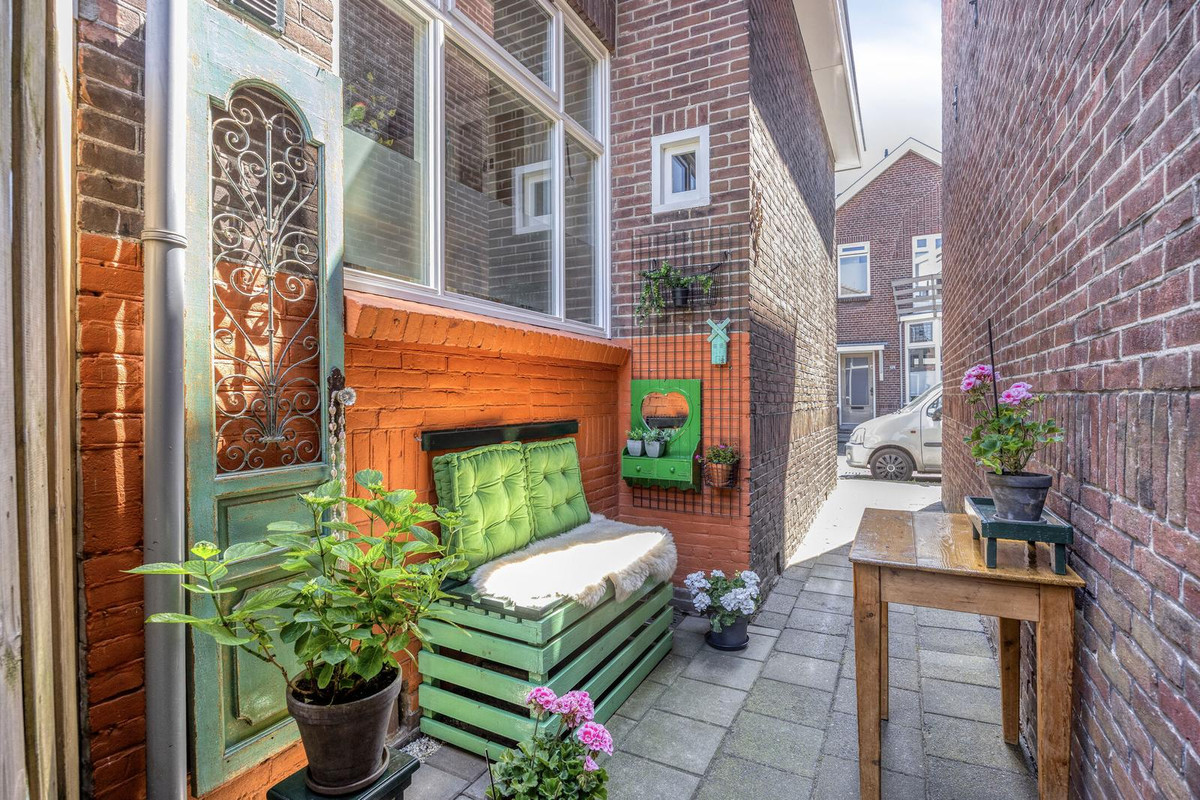 Hoekwoning te koop: Prins Hendrikstraat 128, Zaandam
