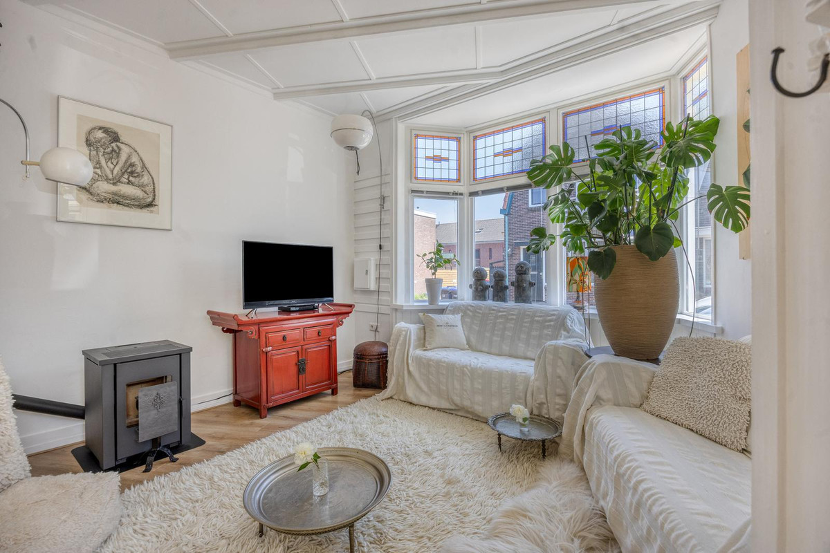 Hoekwoning te koop: Prins Hendrikstraat 128, Zaandam