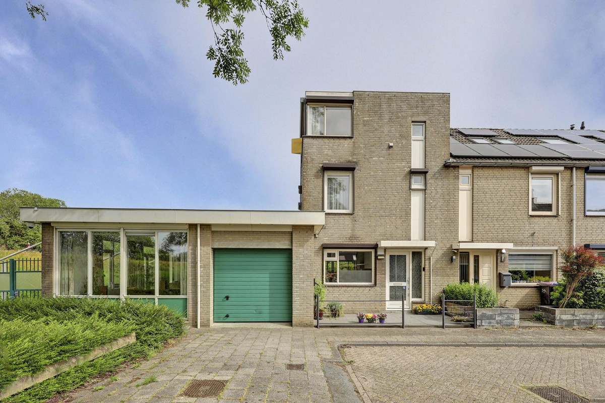 6-kamer huis & een-gezinswoning van 170 m²