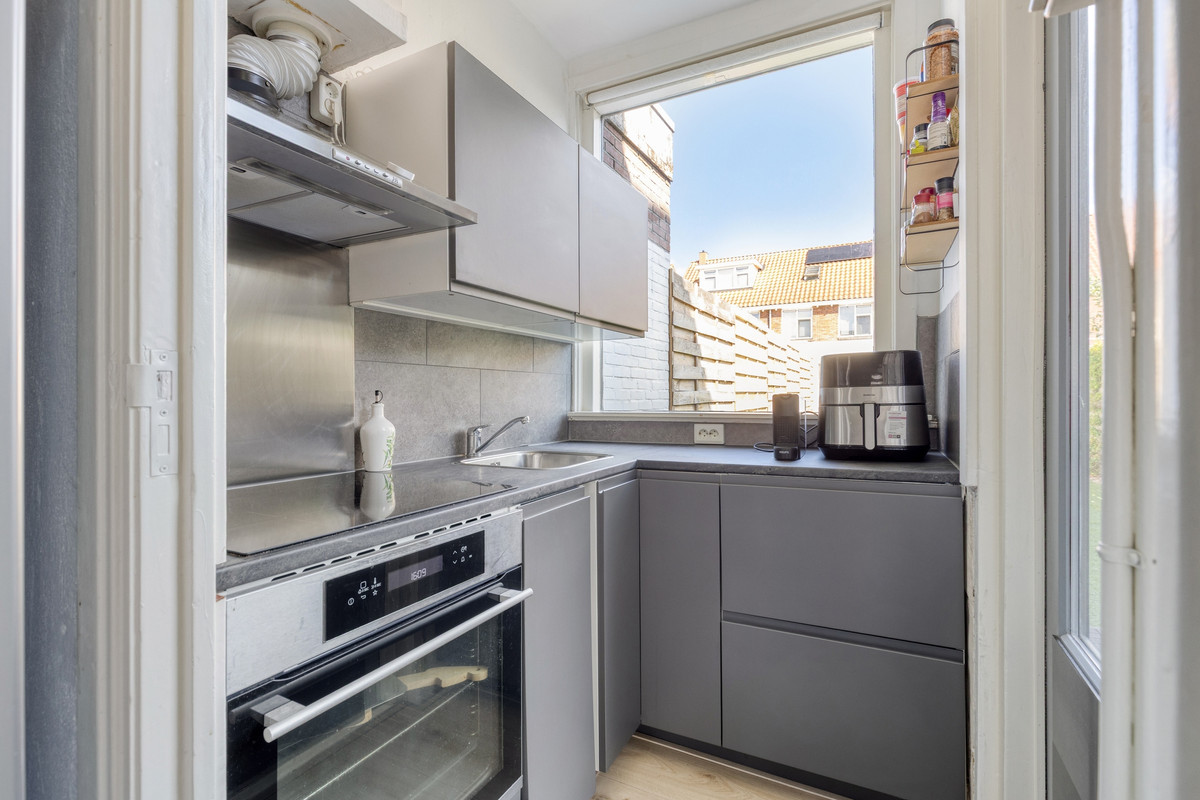 Tussenwoning te koop: Karperstraat 113, Arnhem