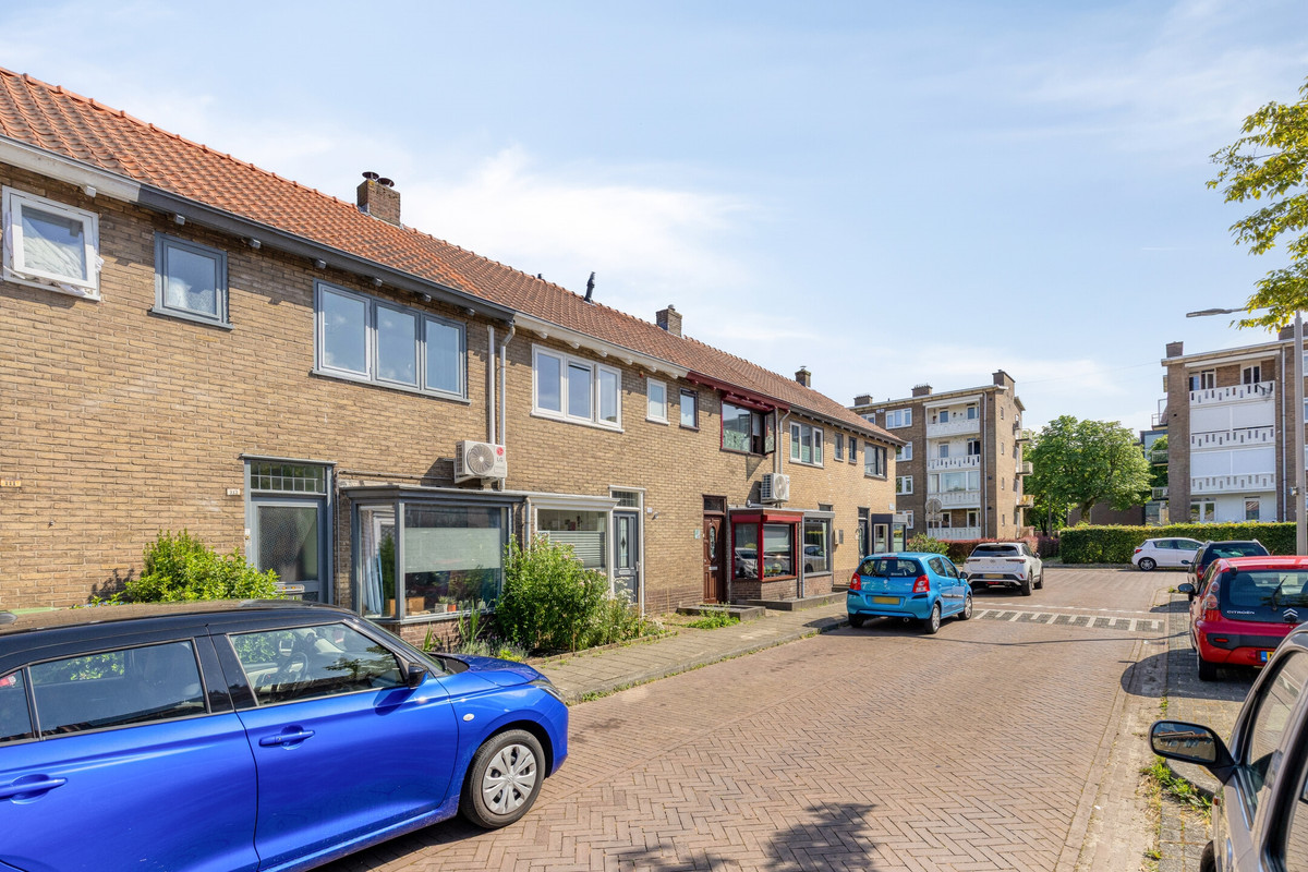 Tussenwoning te koop: Karperstraat 113, Arnhem