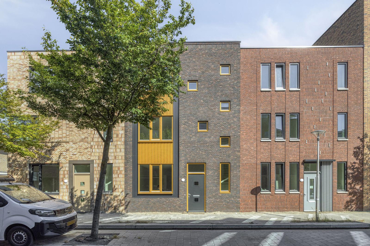 Woning te koop: Walhofstraat 12, Enschede