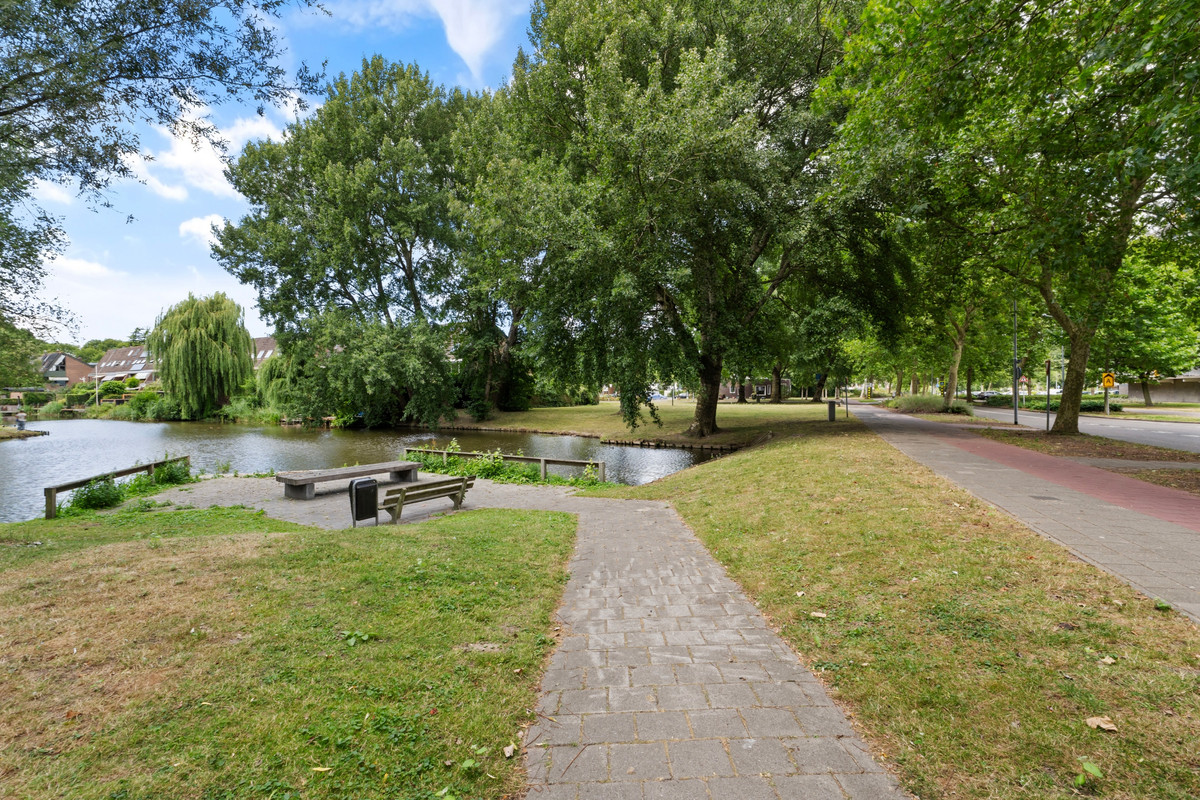 Appartement te koop: Kalslagerring 323, Nieuw-Vennep