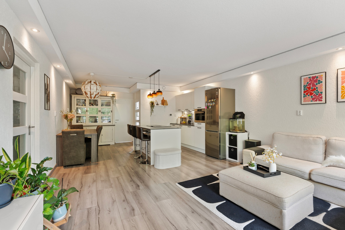 Appartement te koop: Kalslagerring 323, Nieuw-Vennep