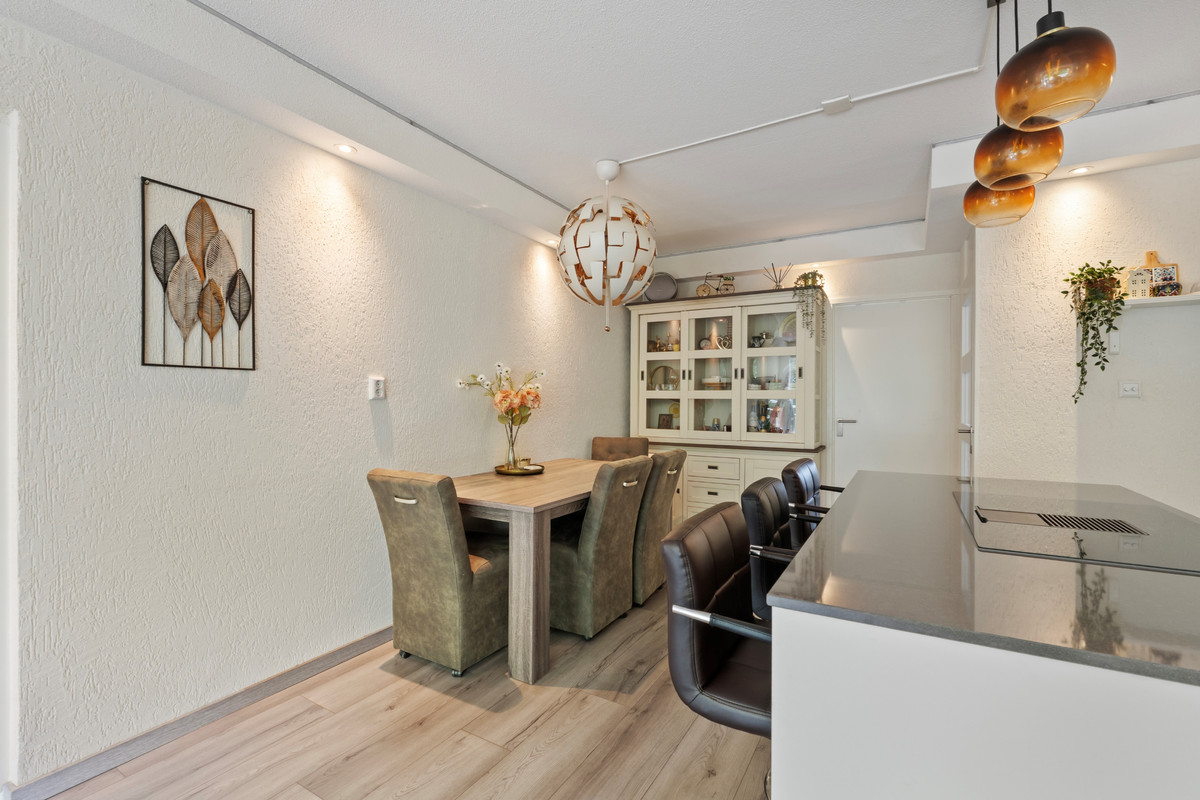 Appartement te koop: Kalslagerring 323, Nieuw-Vennep