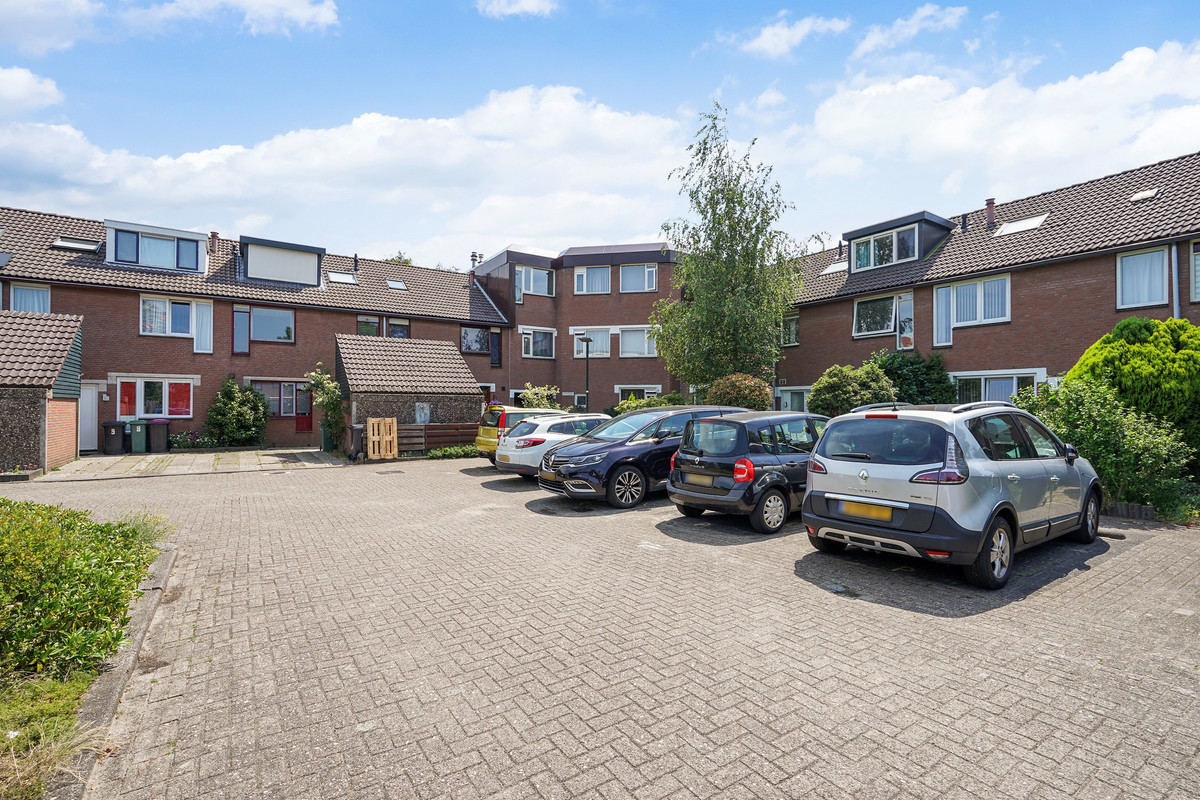 Appartement te koop: Sepiahof 17, Voorburg