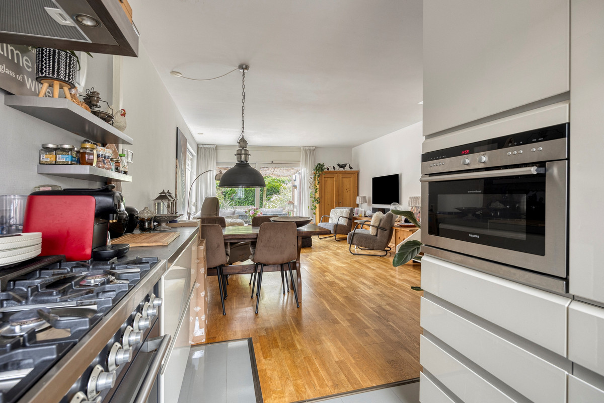 Hoekwoning te koop: Veenzoom 39, Gouda