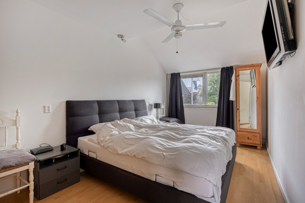 Hoekwoning te koop: Veenzoom 39, Gouda
