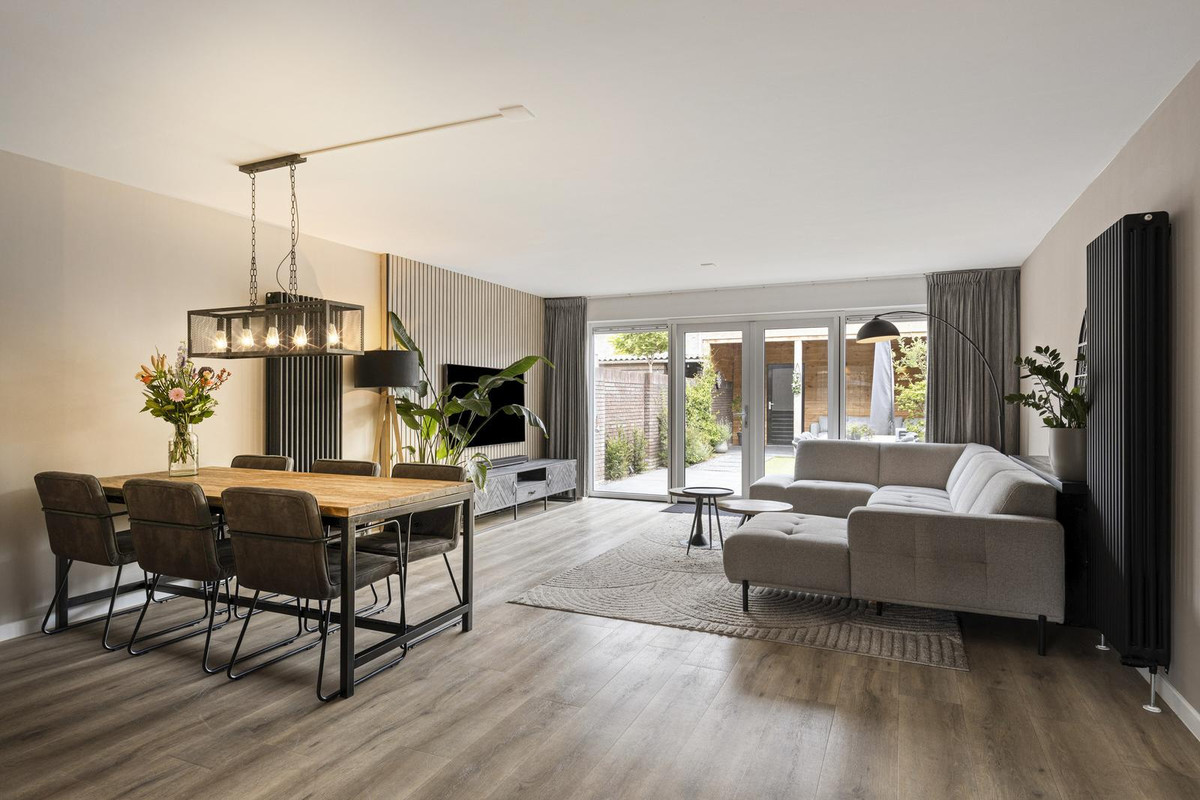 Tussenwoning te koop: Spakenburglaan 174, Tilburg