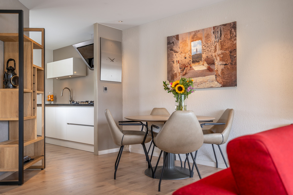 Tussenwoning te koop: Pluto 144, Den Helder