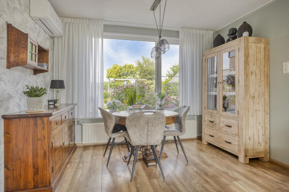 Vrijstaande woning te koop: Coentjesweg 7, Oud-Vossemeer