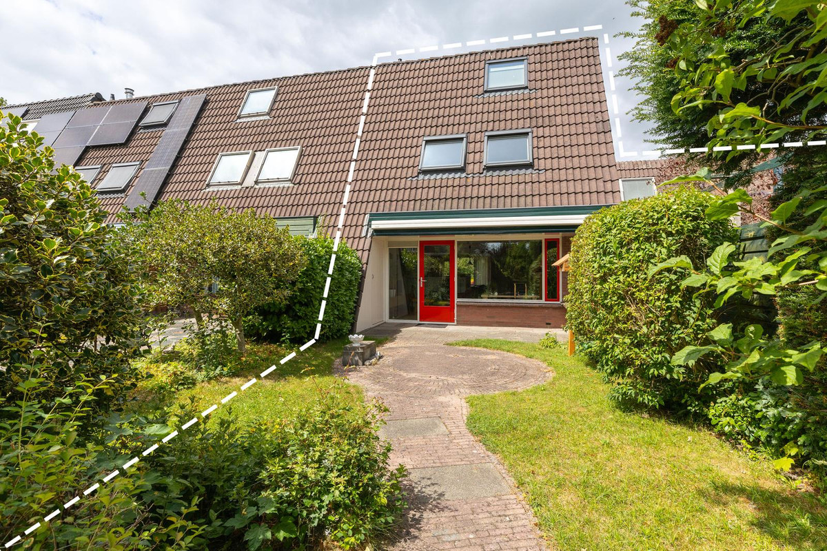 Tussenwoning te koop: Botter 65, Hoorn