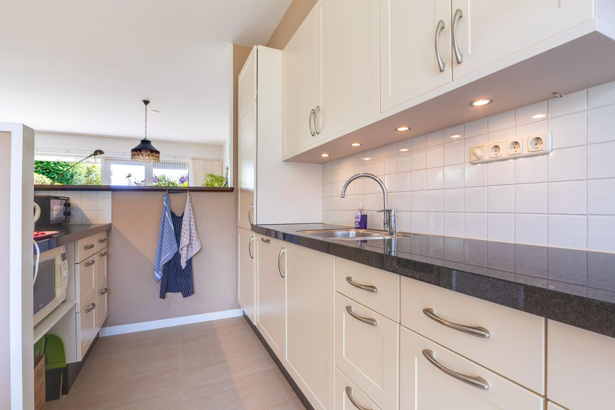 Tussenwoning te koop: Botter 65, Hoorn