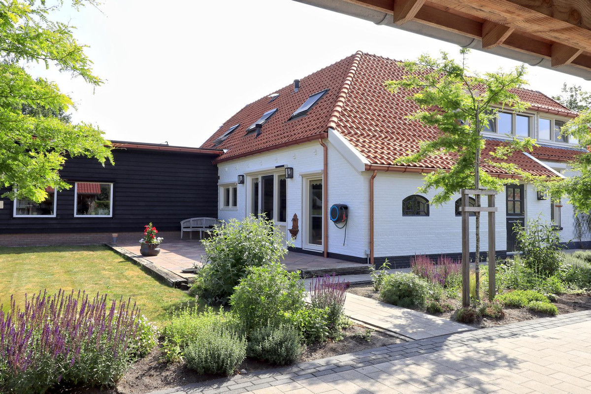 Vrijstaande woning te koop: Hoofdweg 52, Nijensleek