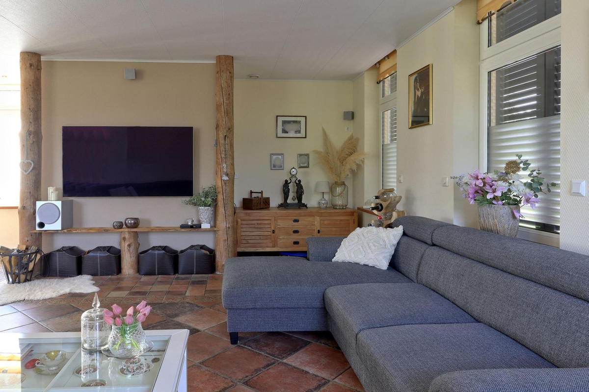Vrijstaande woning te koop: Hoofdweg 52, Nijensleek