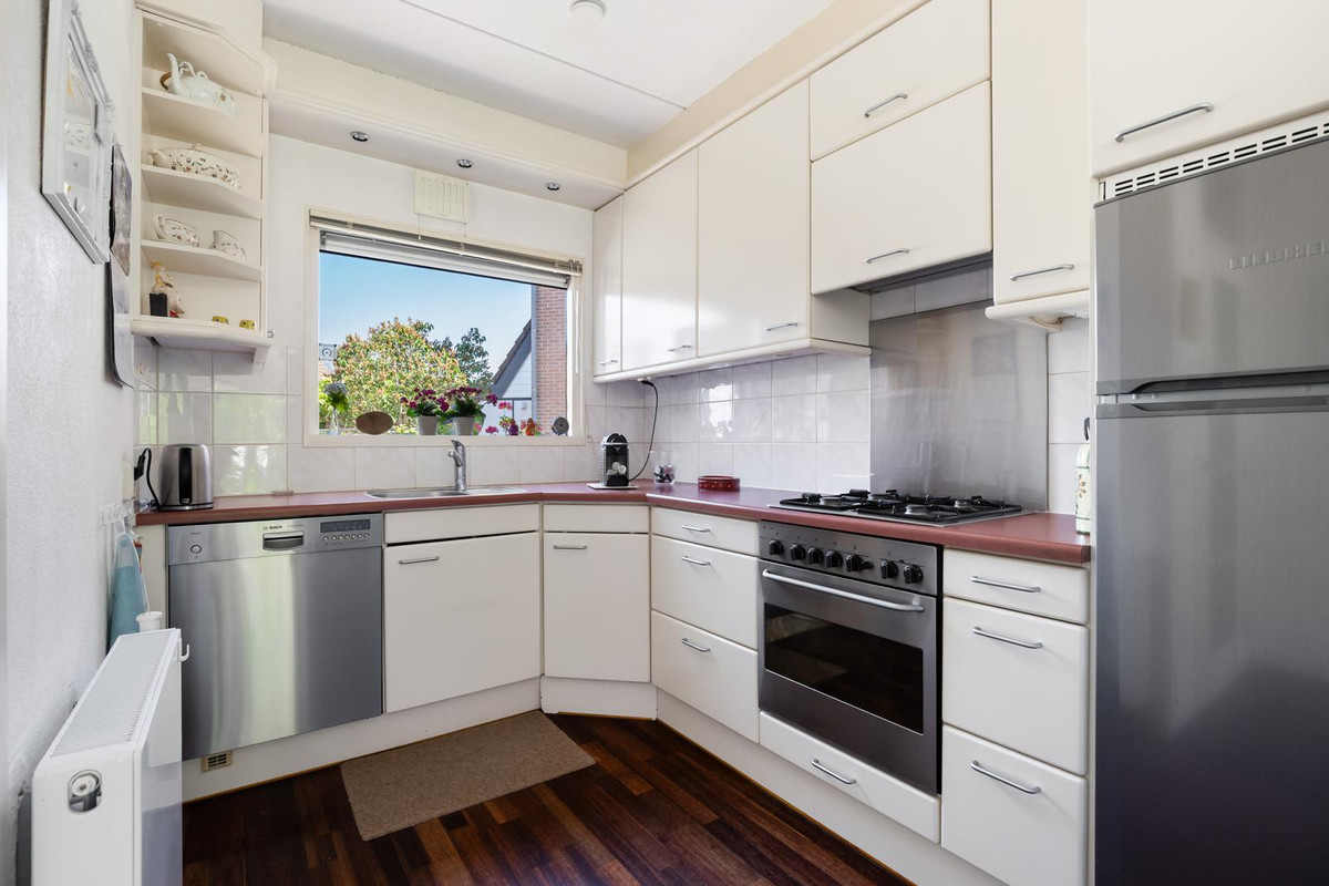 Hoekwoning te koop: Jan van Riebeecklaan 35, Gouda