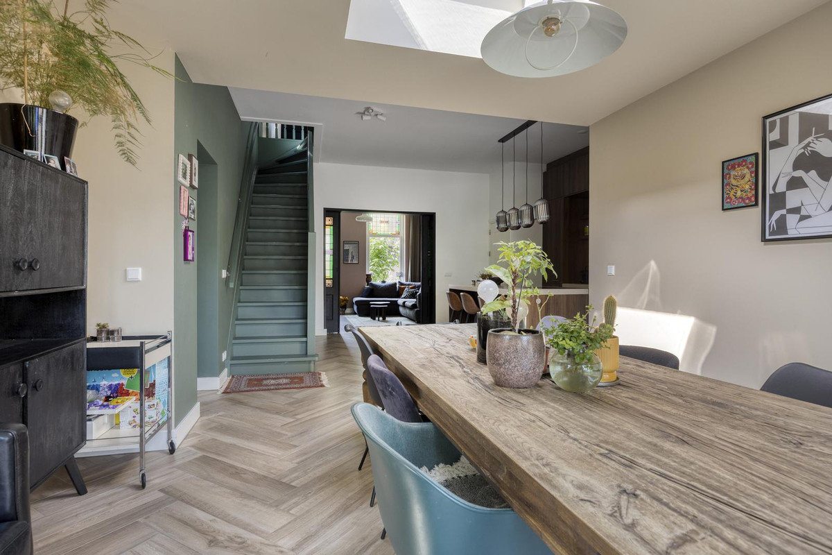 Tussenwoning te koop: Hoofdstraat 19, Terheijden