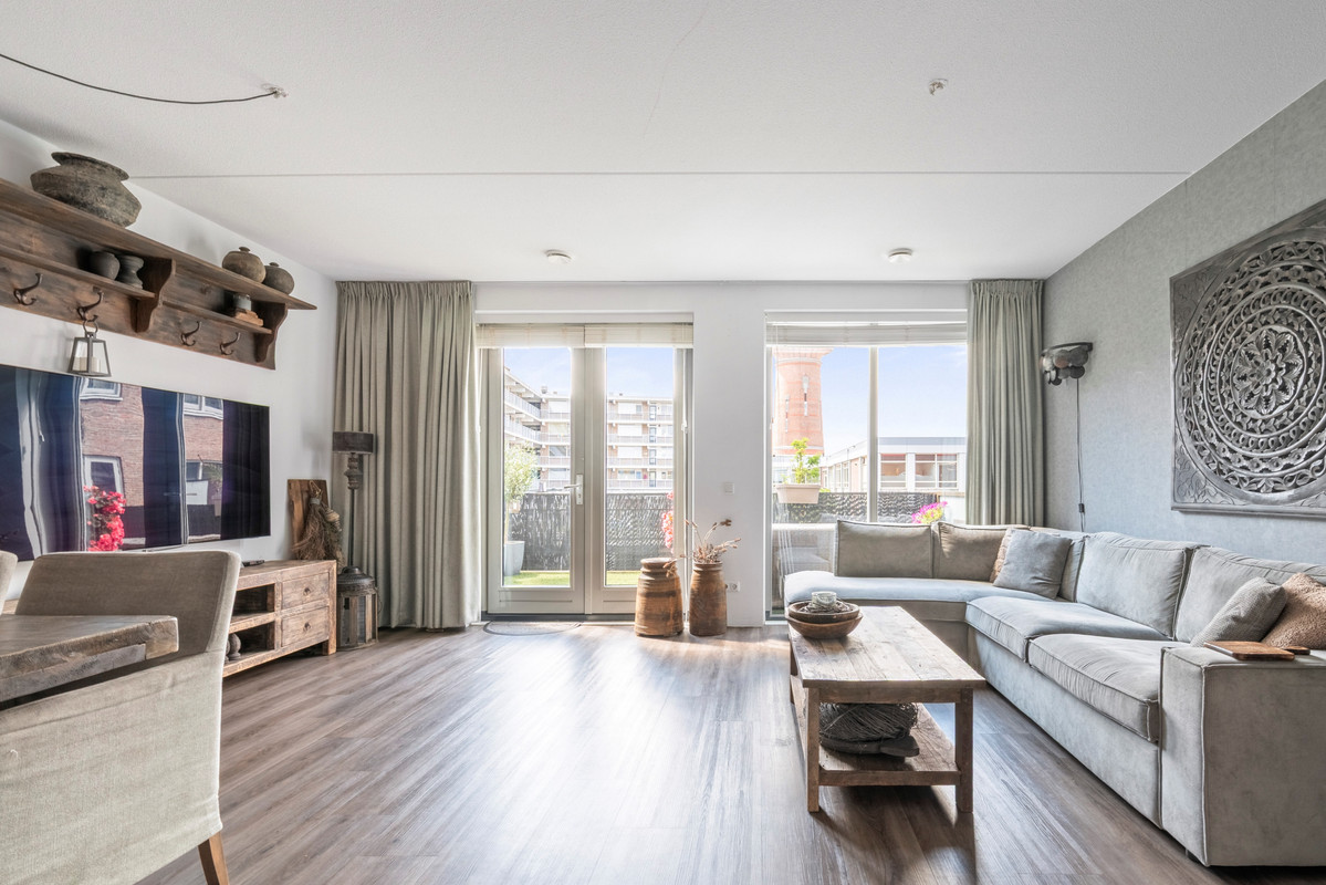 Appartement te koop: Bernhardplein 20B, Den Helder