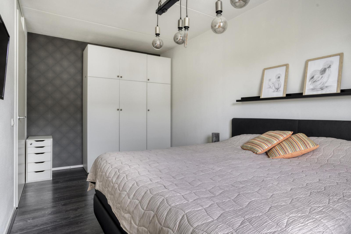 Tussenwoning te koop: Sterappel 20, Fijnaart