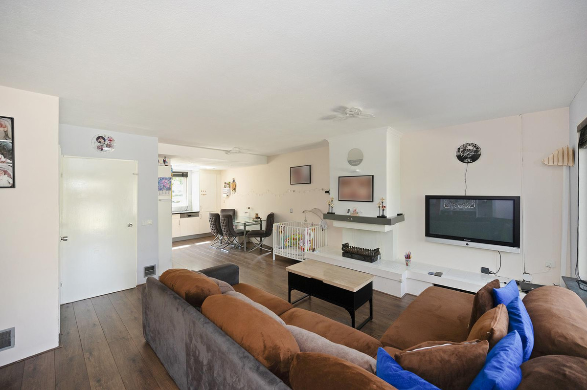 Tussenwoning te koop: Buitenkruierstraat 53, Almere