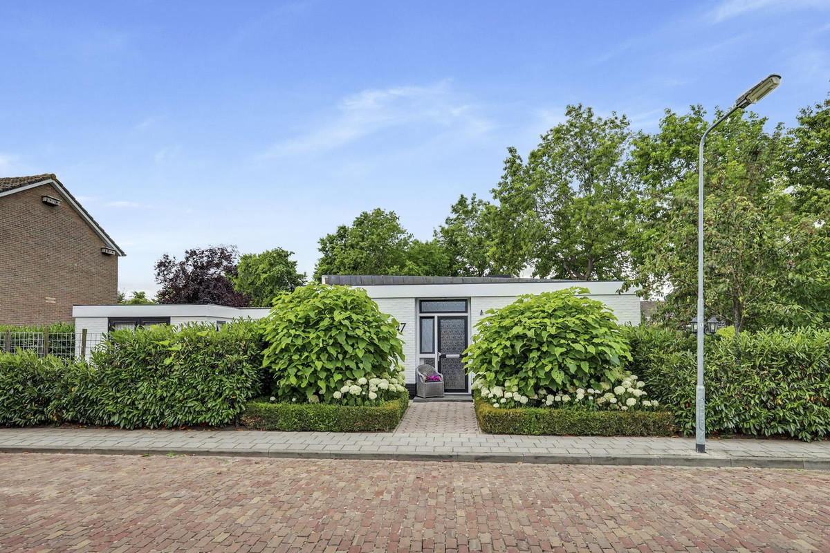 Vrijstaande woning te koop: Henry Dunantstraat 47, Kruiningen