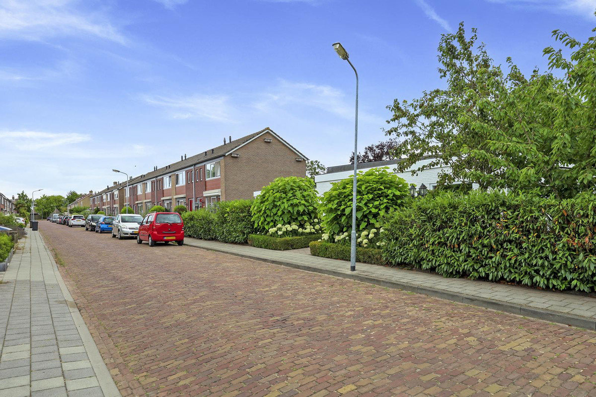 Vrijstaande woning te koop: Henry Dunantstraat 47, Kruiningen