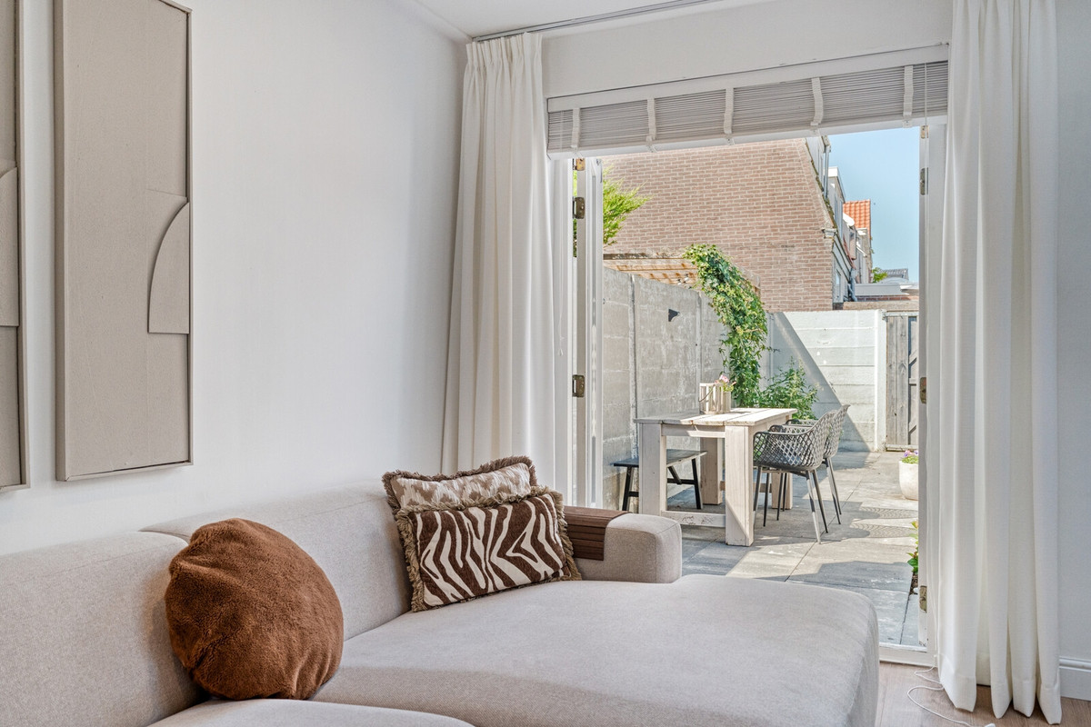 Tussenwoning te koop: Brakkeveldweg 42, Den Helder