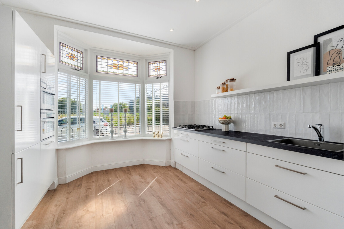 Tussenwoning te koop: Brakkeveldweg 42, Den Helder