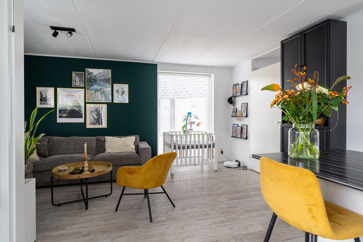 Vrijstaande woning te koop: Villa Waterviolier 28, Waalwijk