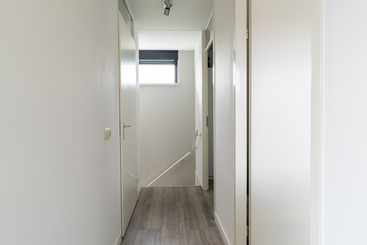 Vrijstaande woning te koop: Villa Waterviolier 28, Waalwijk