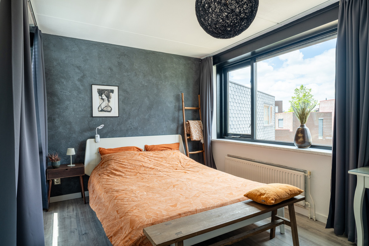 Vrijstaande woning te koop: Villa Waterviolier 28, Waalwijk