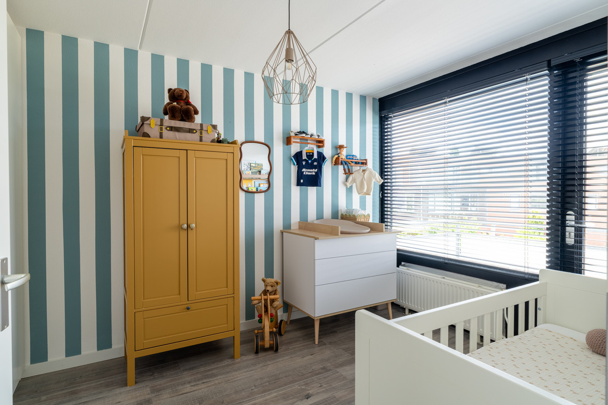 Vrijstaande woning te koop: Villa Waterviolier 28, Waalwijk