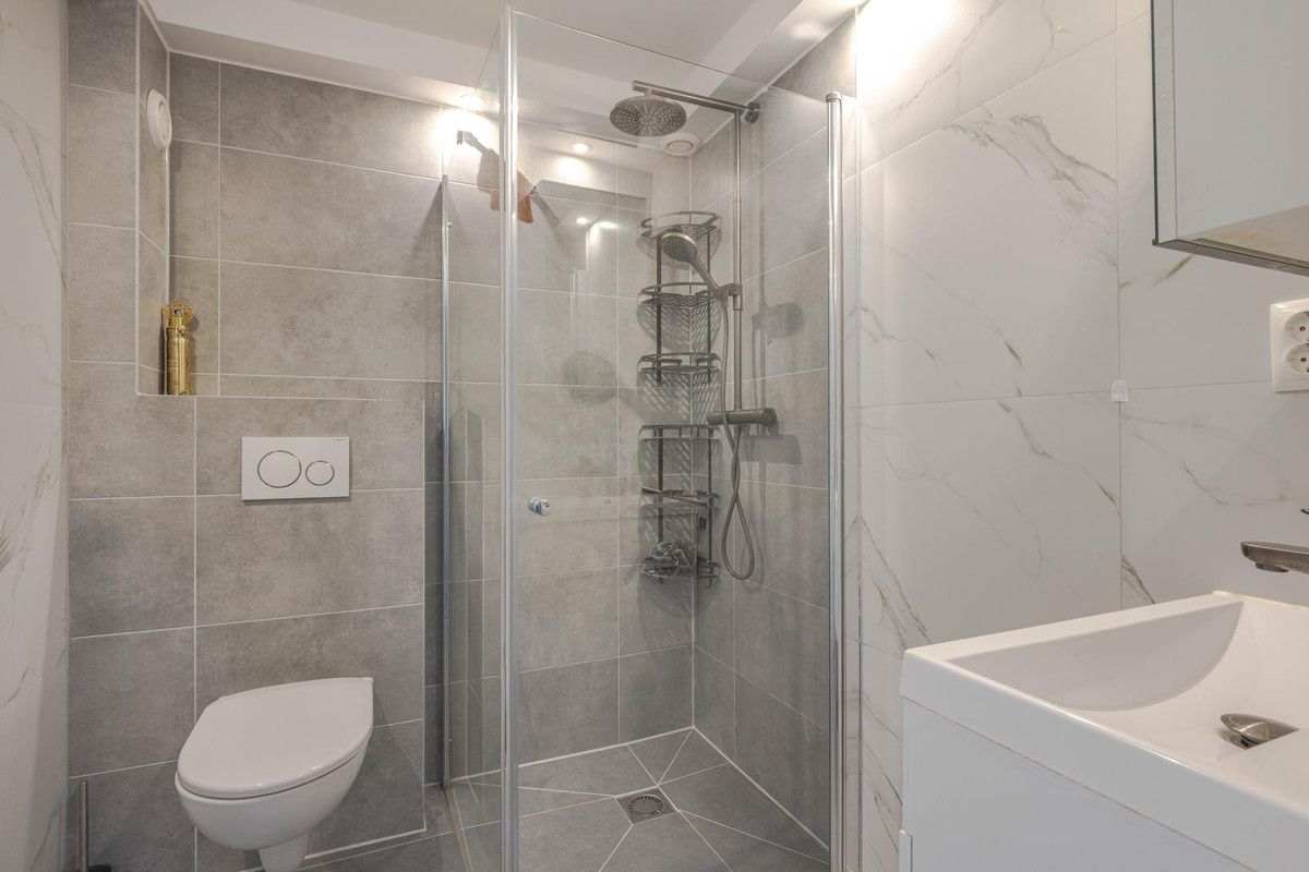 Tussenwoning te koop: Buntgras 21, Spijkenisse