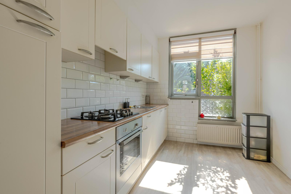 Tussenwoning te koop: Buntgras 21, Spijkenisse