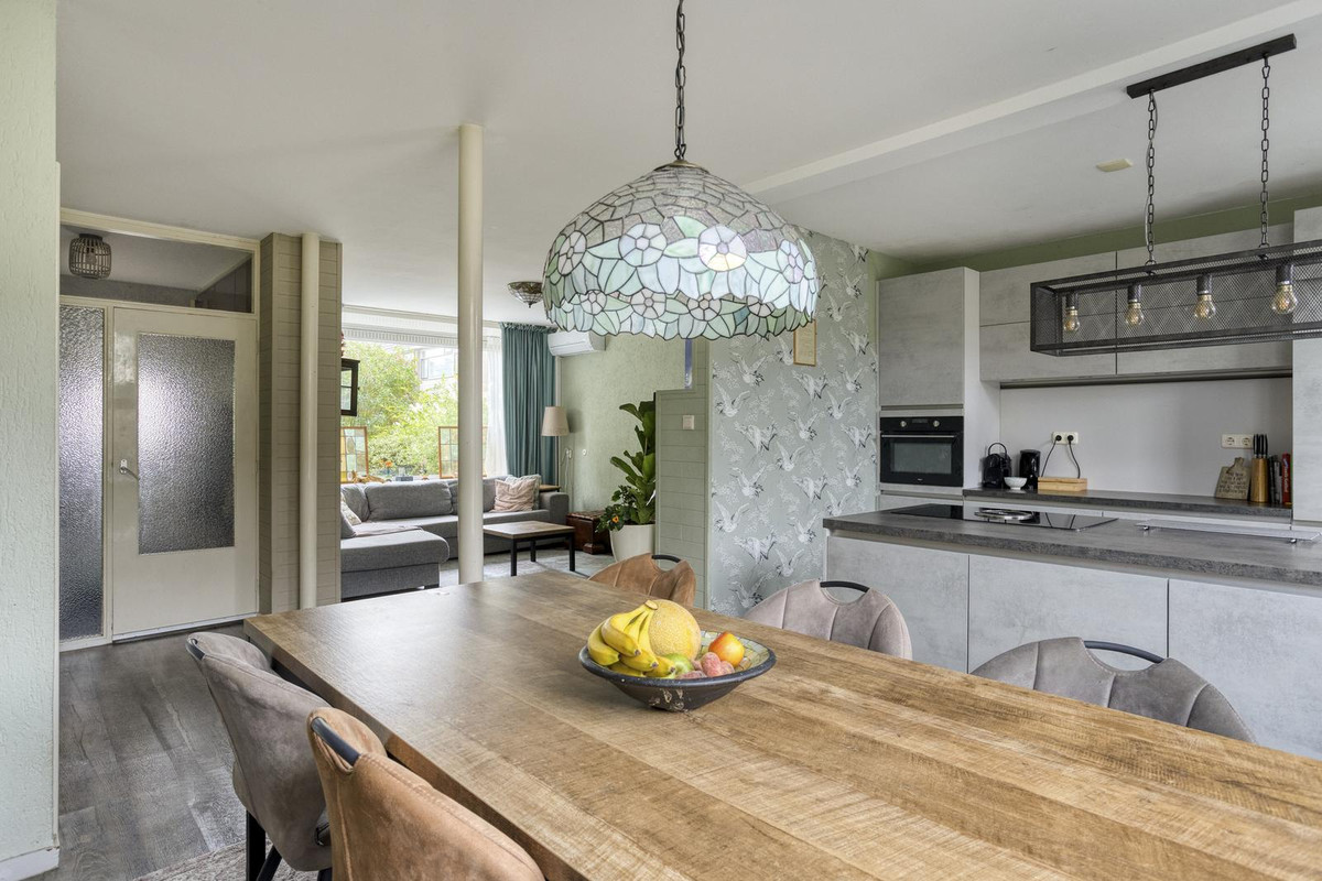 Tussenwoning te koop: Poldermeesterhof 28, Krimpen Aan Den Ijssel