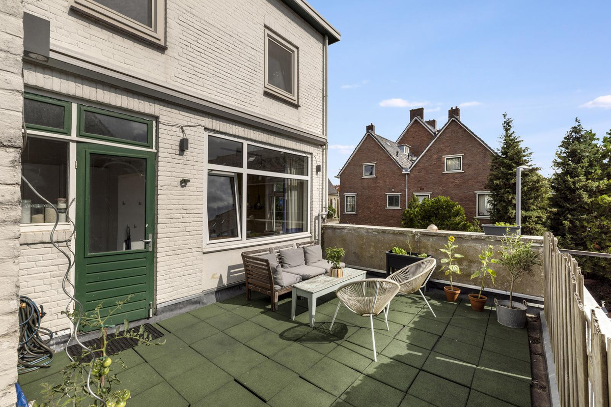 Appartement te koop: Rozenlaan 57B, Rotterdam