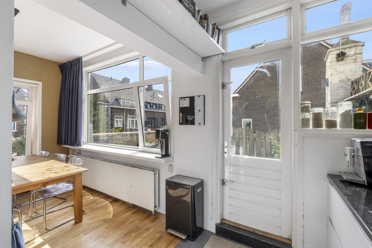 Appartement te koop: Rozenlaan 57B, Rotterdam