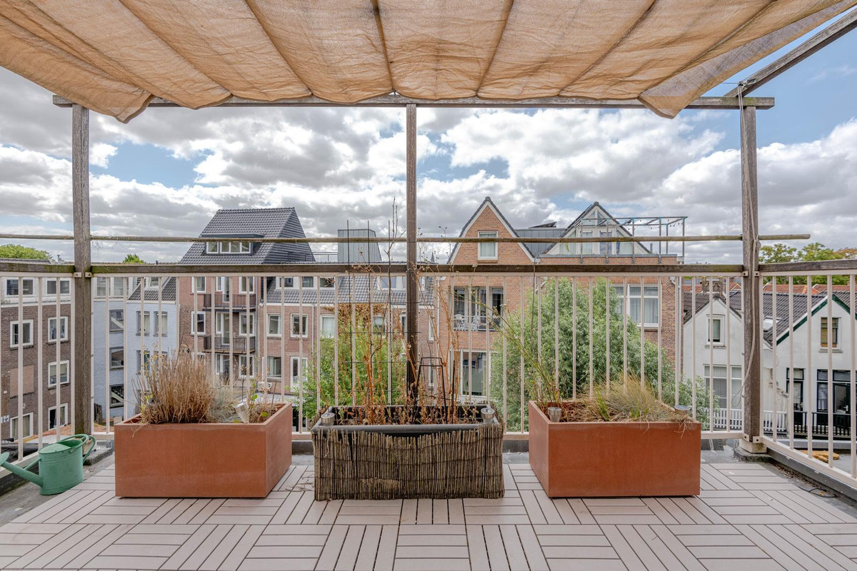 Appartement te koop: West-Varkenoordseweg 125A, Rotterdam