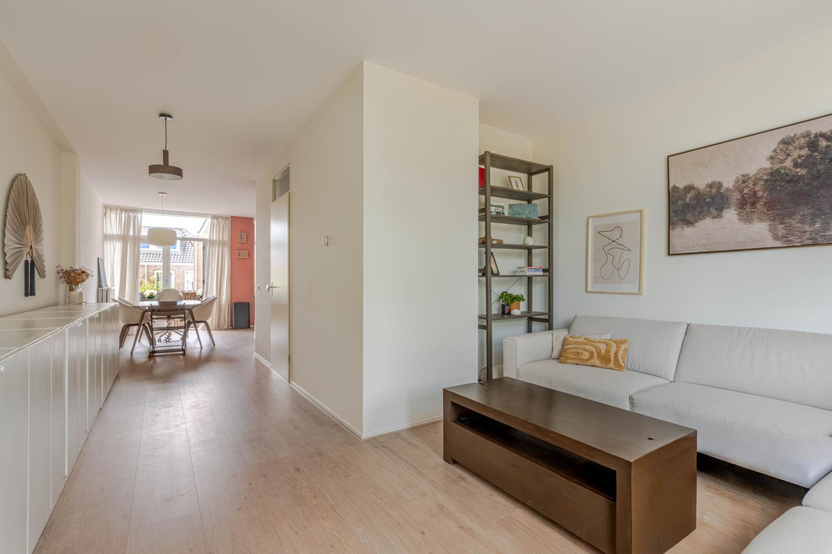 Appartement te koop: West-Varkenoordseweg 125A, Rotterdam