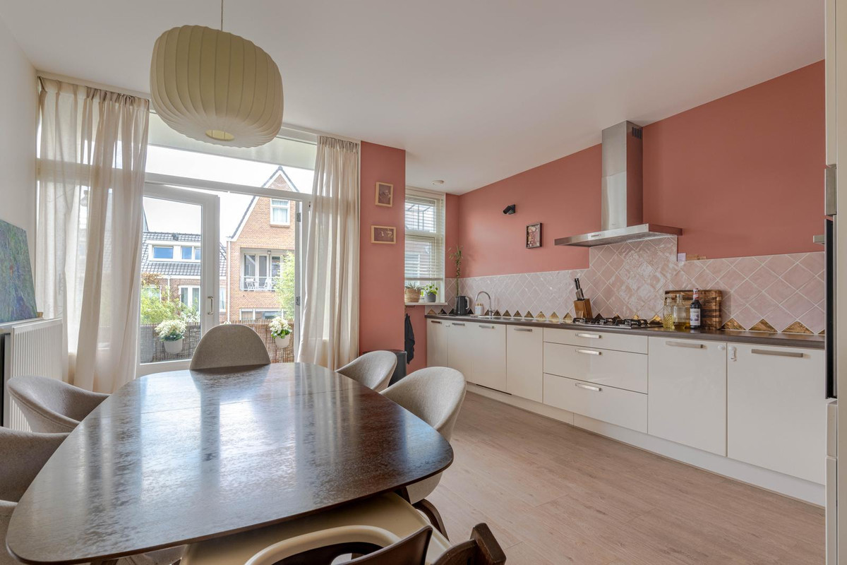 Appartement te koop: West-Varkenoordseweg 125A, Rotterdam