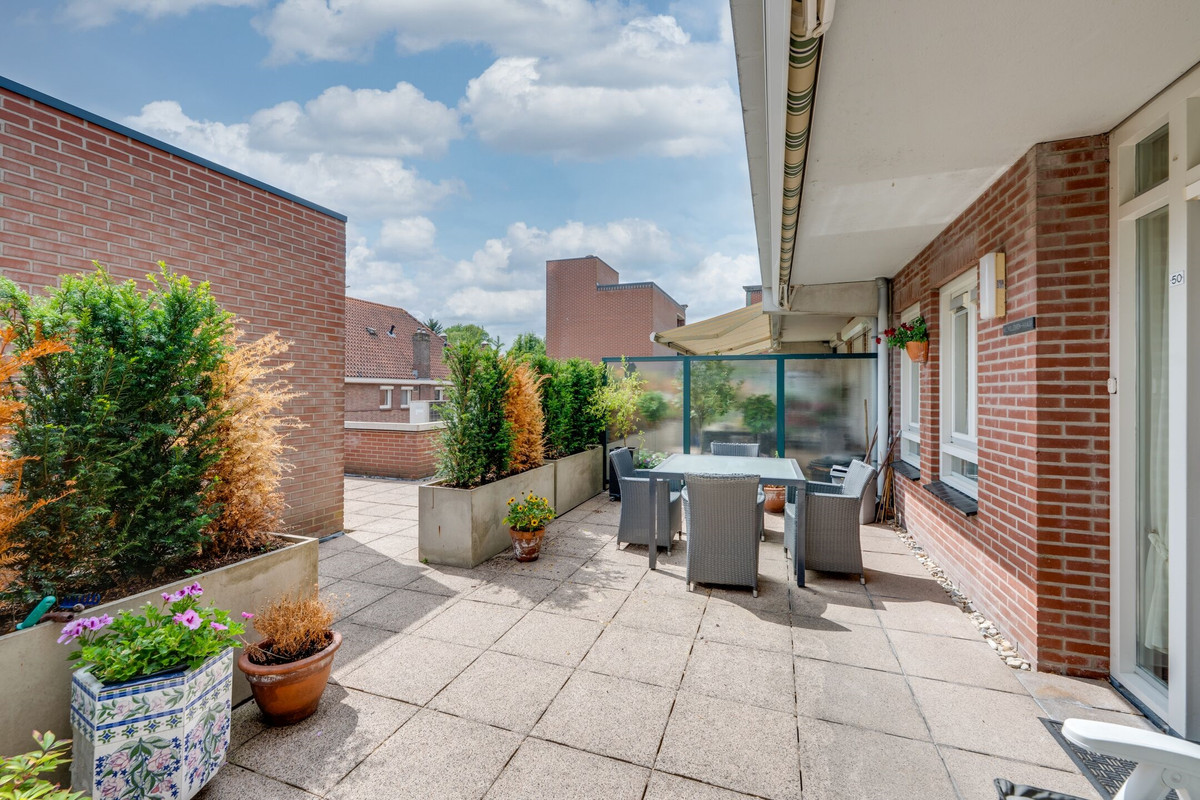 Appartement te koop: Wilhelminaplein 50, Rijen
